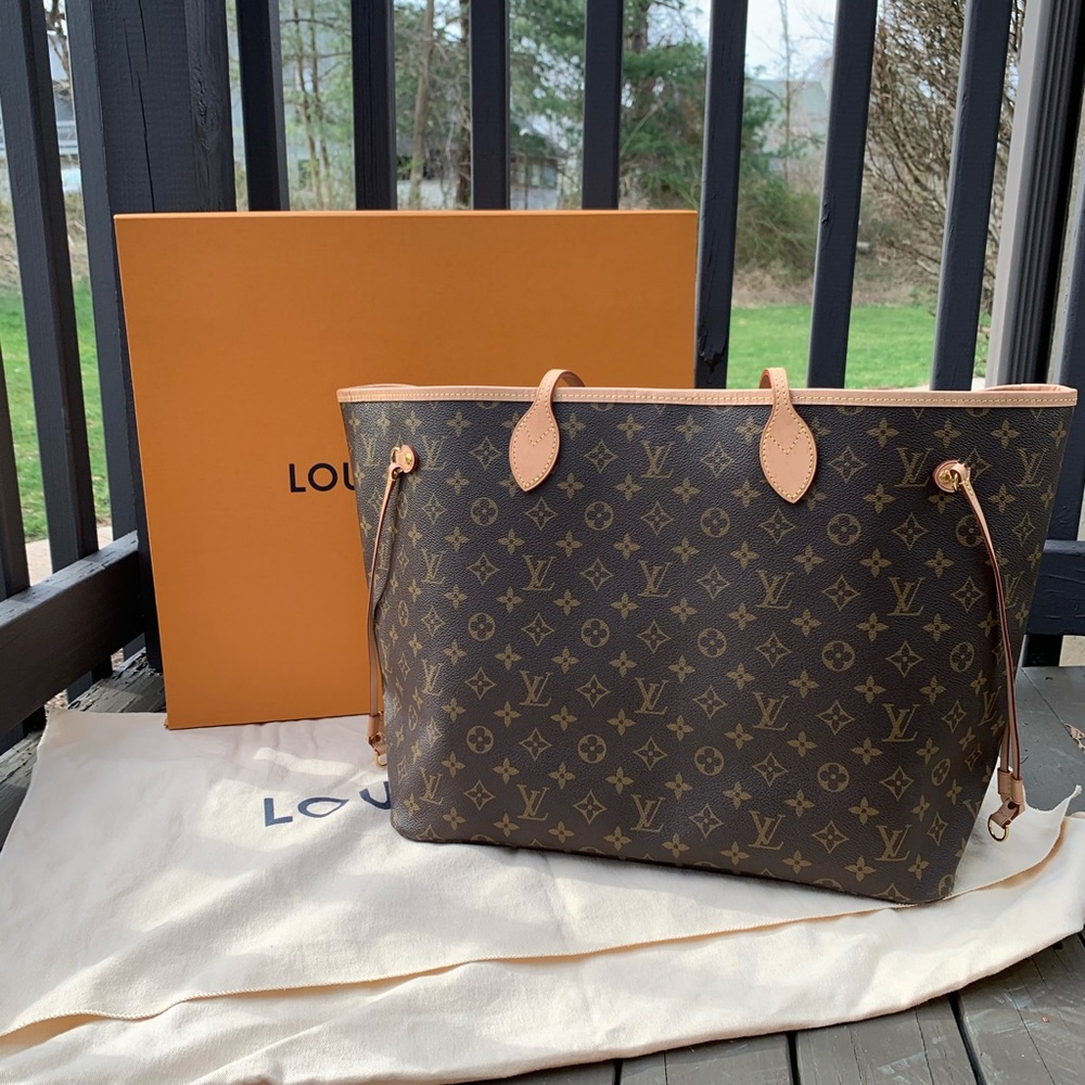 Louis Vuitton Neverfull GM in beige